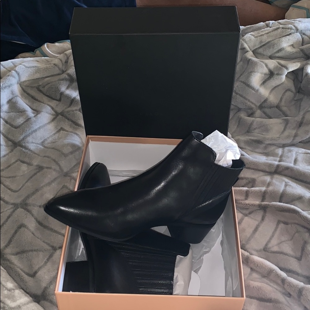 Halogen Haskylar Size 7 Boot
